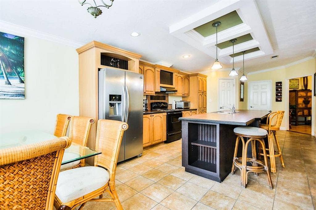 5 BR in Sarasota