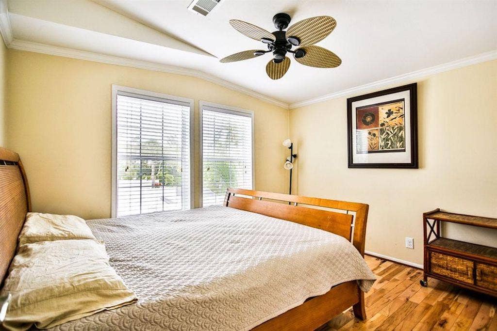 5 BR in Sarasota