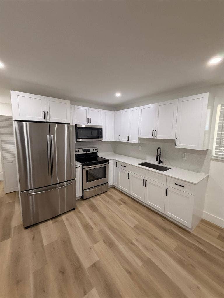 3 BR in Miami