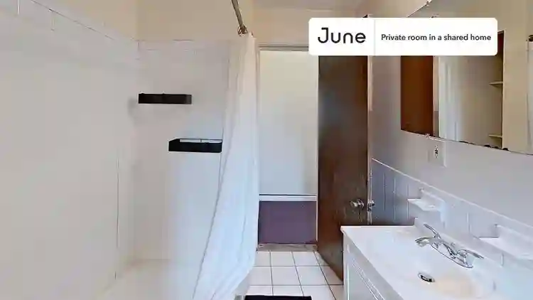 3 BR in Boston
