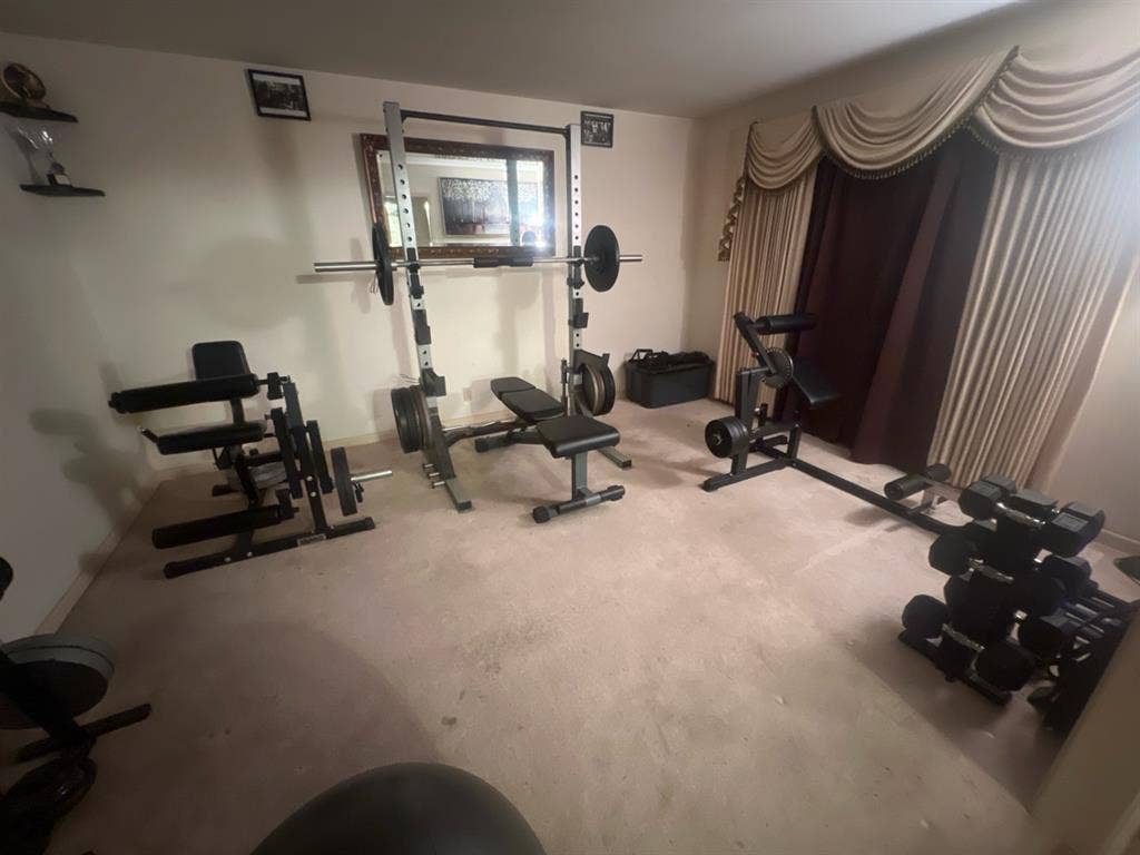 Private lockable bedroom $800
/Month