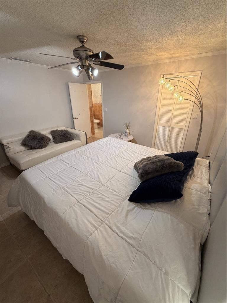 LUXURY SPACIOUS STUDIO IN KENDALLL
