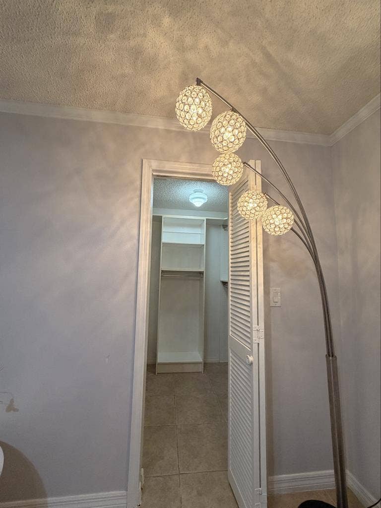 LUXURY SPACIOUS STUDIO IN KENDALLL