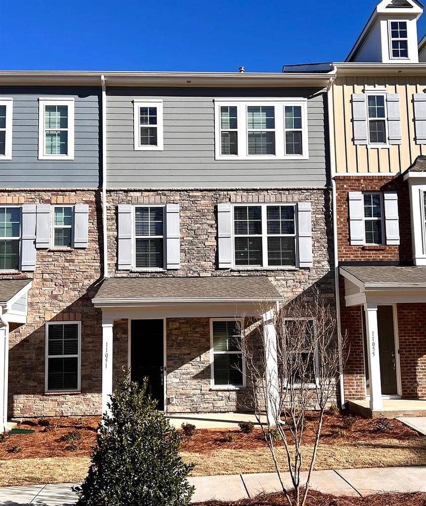 4 BR in Charlotte