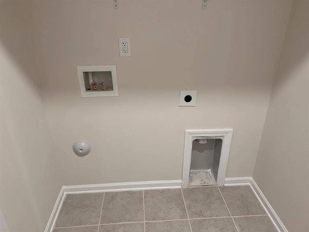 4 BR in Charlotte