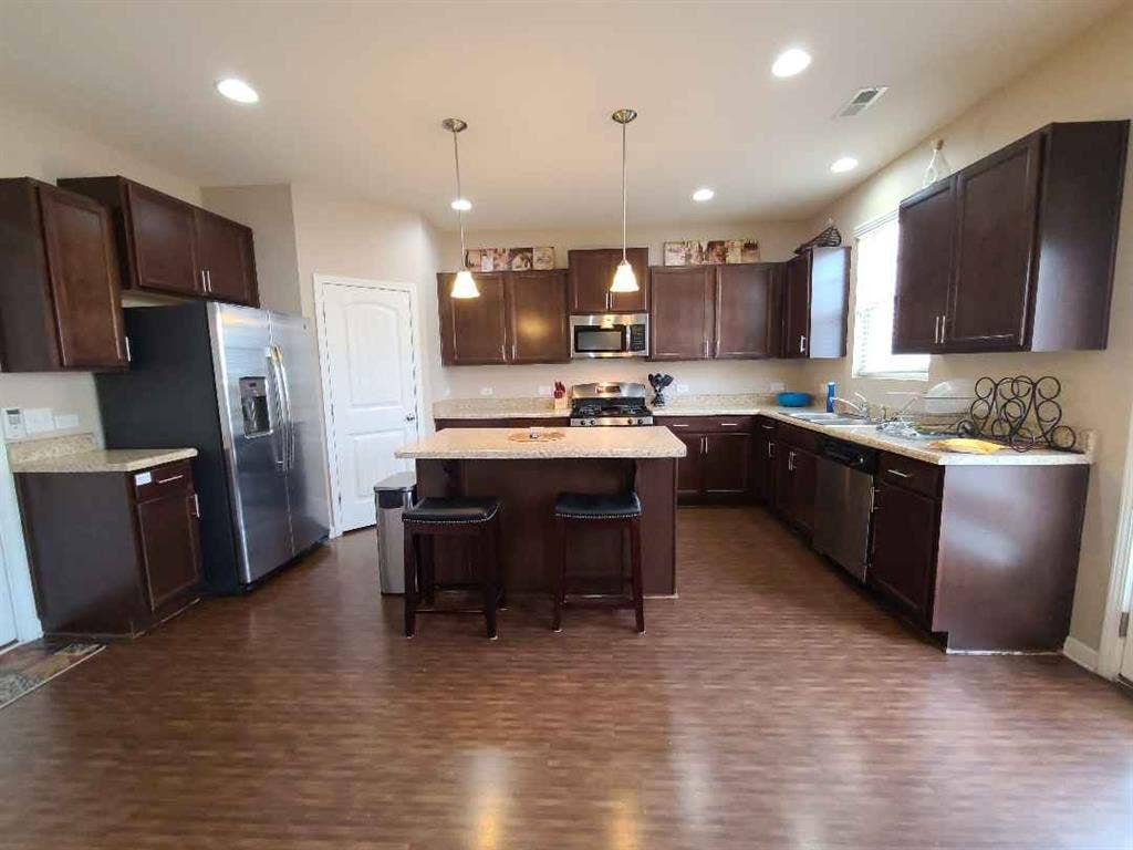 3 BR in Durham