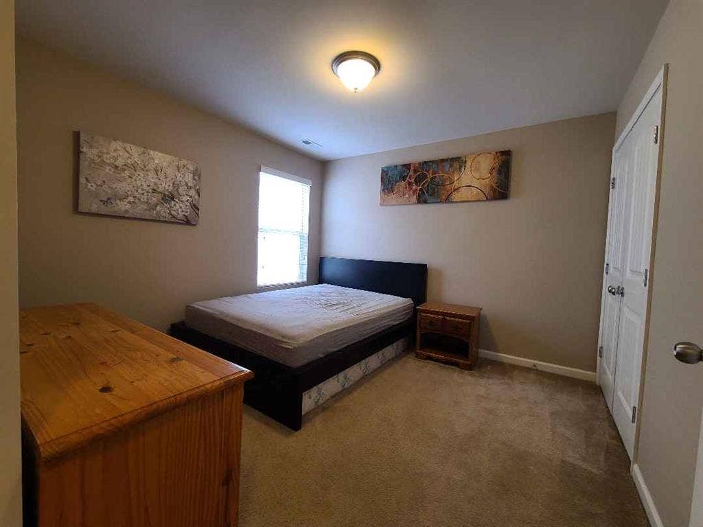 3 BR in Durham