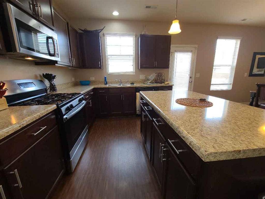 3 BR in Durham