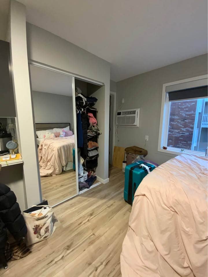 Sublease (04/01-07/31)