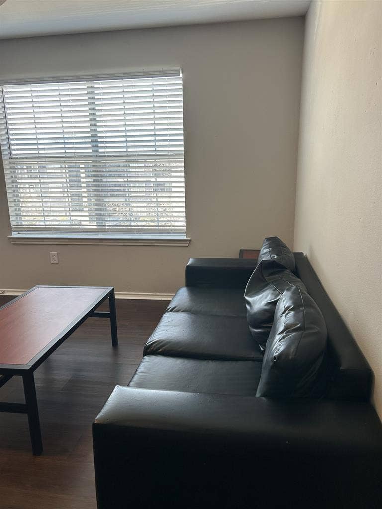 Subleasing Apartment in San Marcos