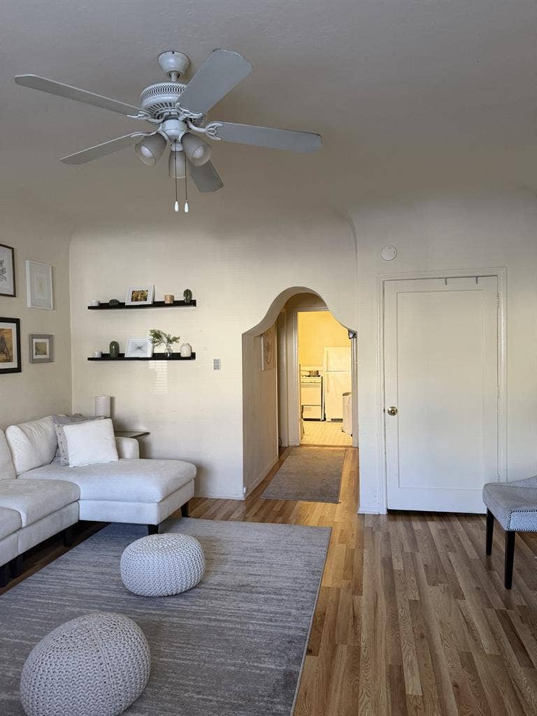 Spanish Style 1 bdr in Long Beach!