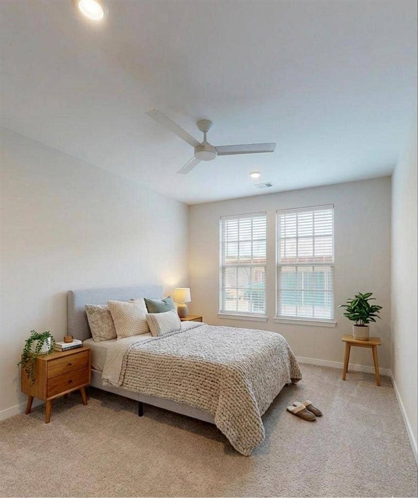 Luxury 1 Bed 1Bath pet friendly Apt