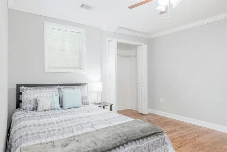 6 BR in Atlanta
