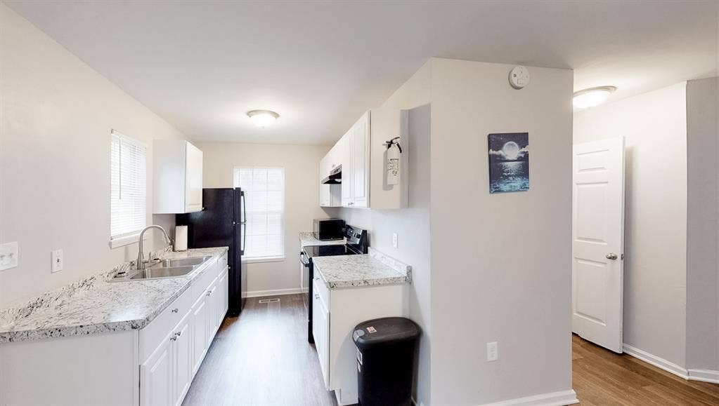 4 BR in Atlanta