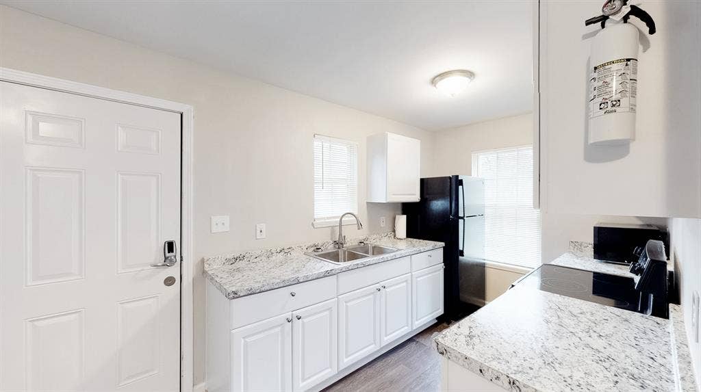 4 BR in Atlanta