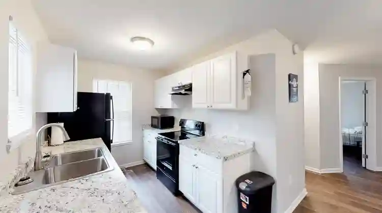 4 BR in Atlanta