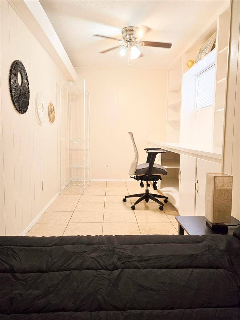 6 BR in Pasadena
