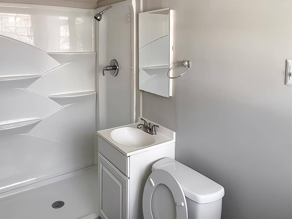 2 BR in College Park