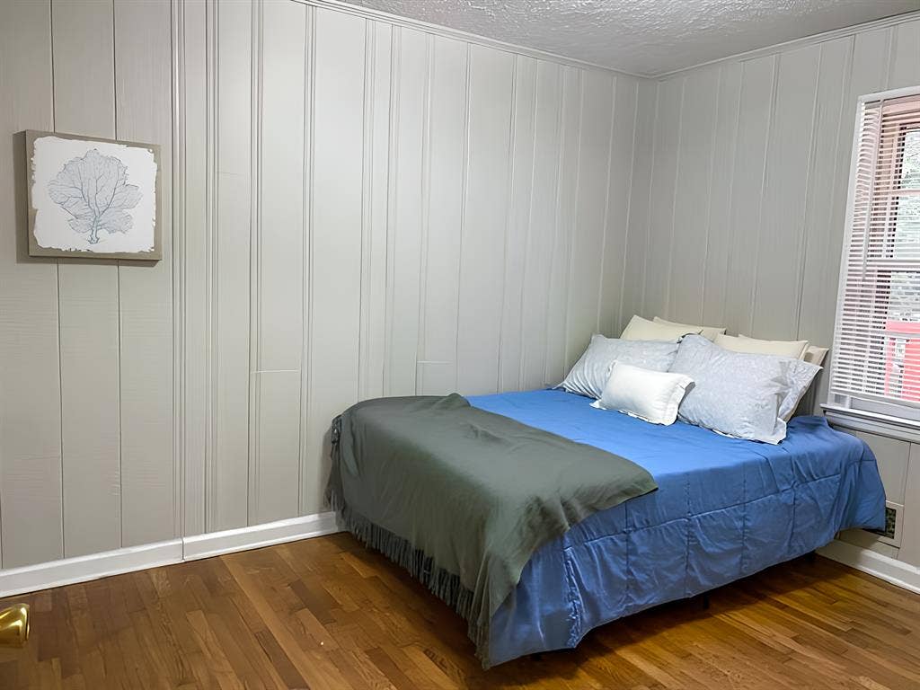 7 BR in Mableton