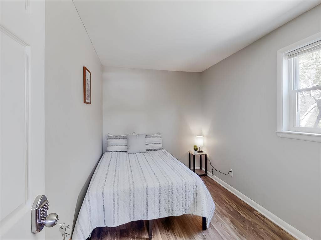 9 BR in Atlanta