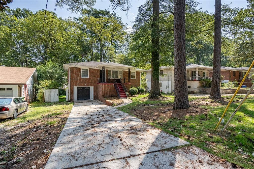 7 BR in Atlanta