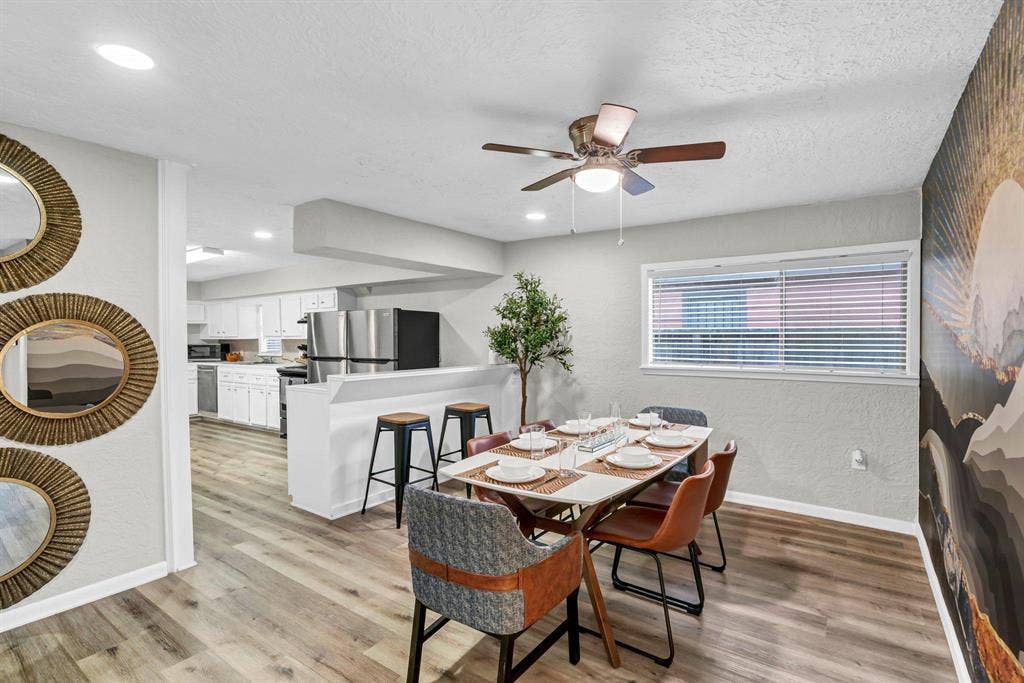 5 BR in Houston