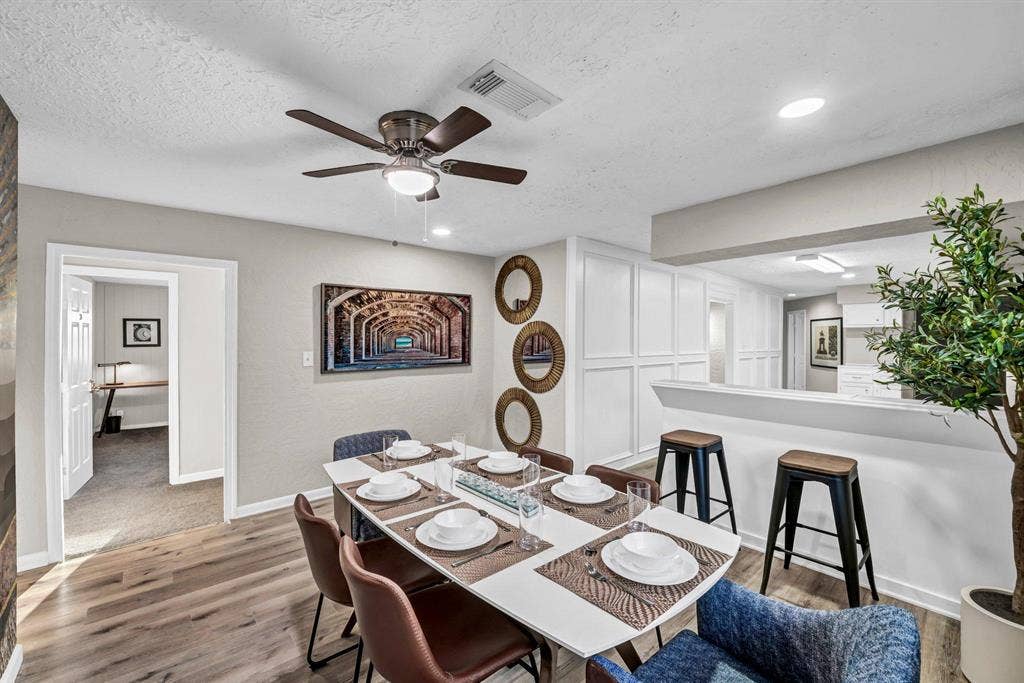 5 BR in Houston