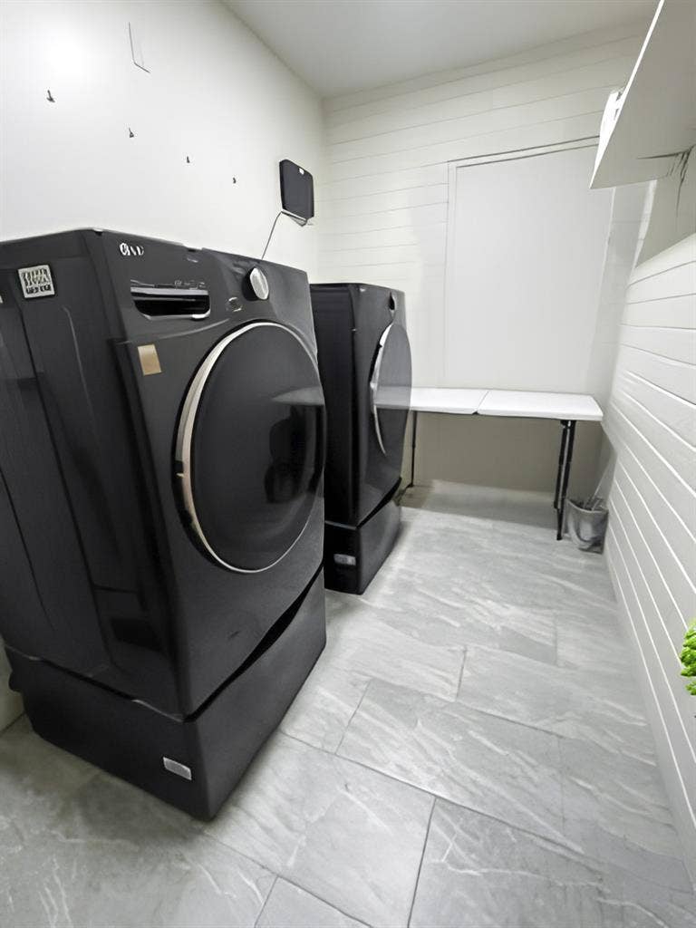 7 BR in Mesa
