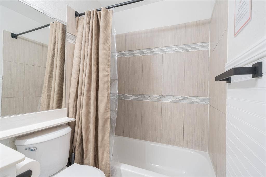 6 BR in Las Vegas