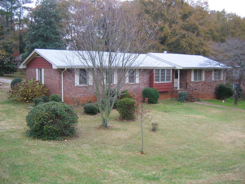 6 BR in Tucker
