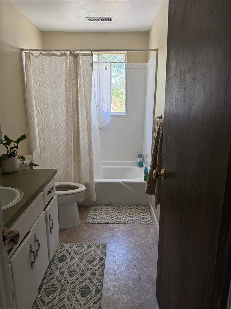 Room near university place at Orem