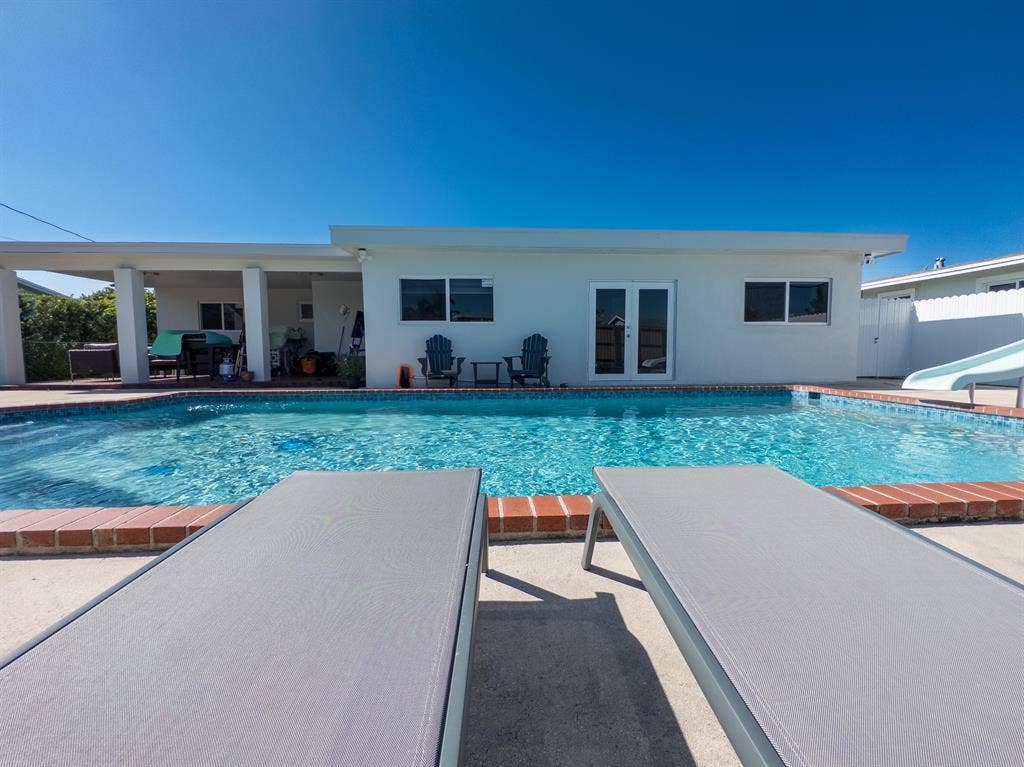 1 BR in Miami