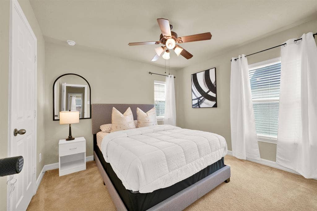 6 BR in Richmond
