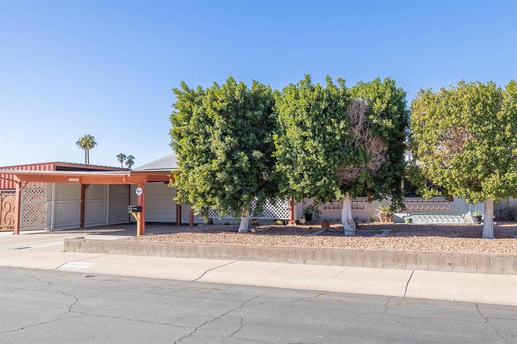 6 BR in Phoenix