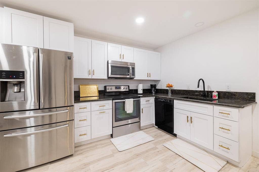6 BR in Phoenix