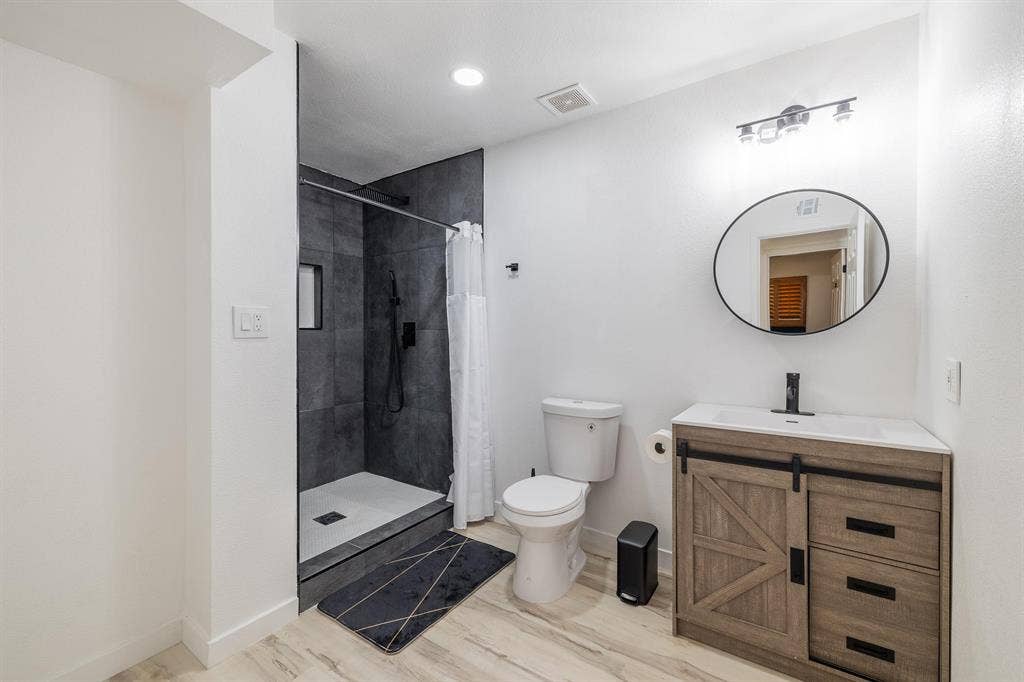 6 BR in Phoenix