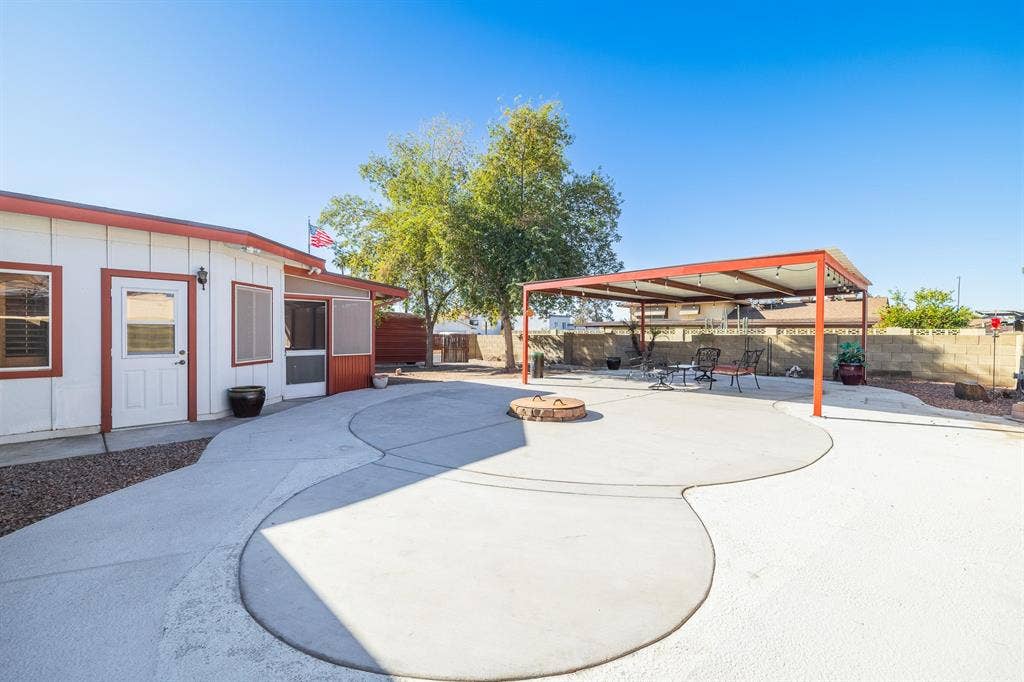 6 BR in Phoenix