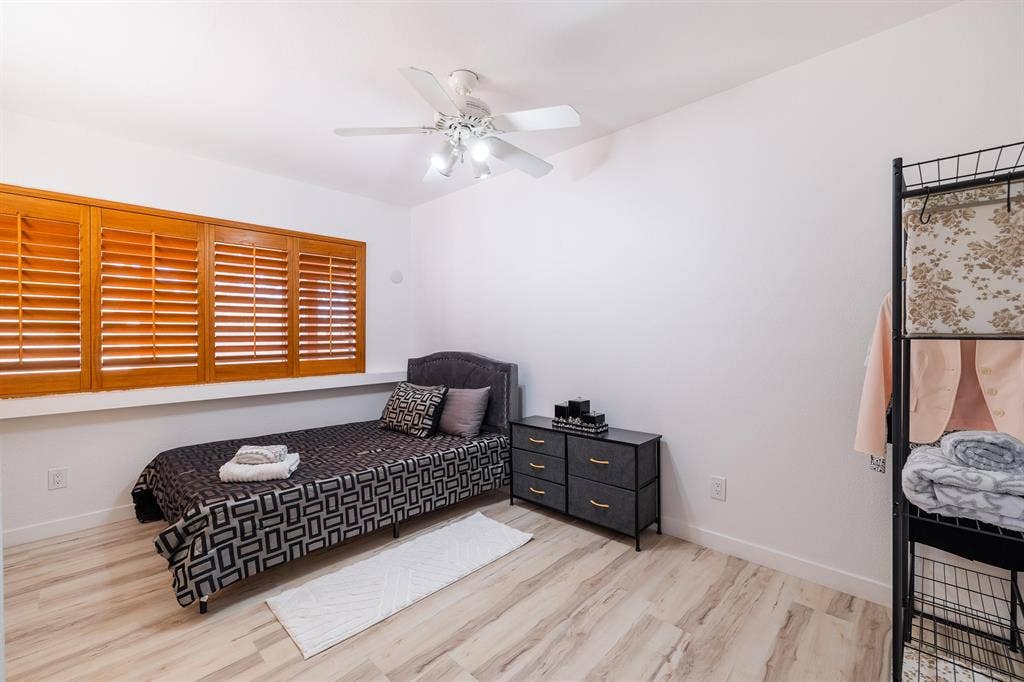 6 BR in Phoenix