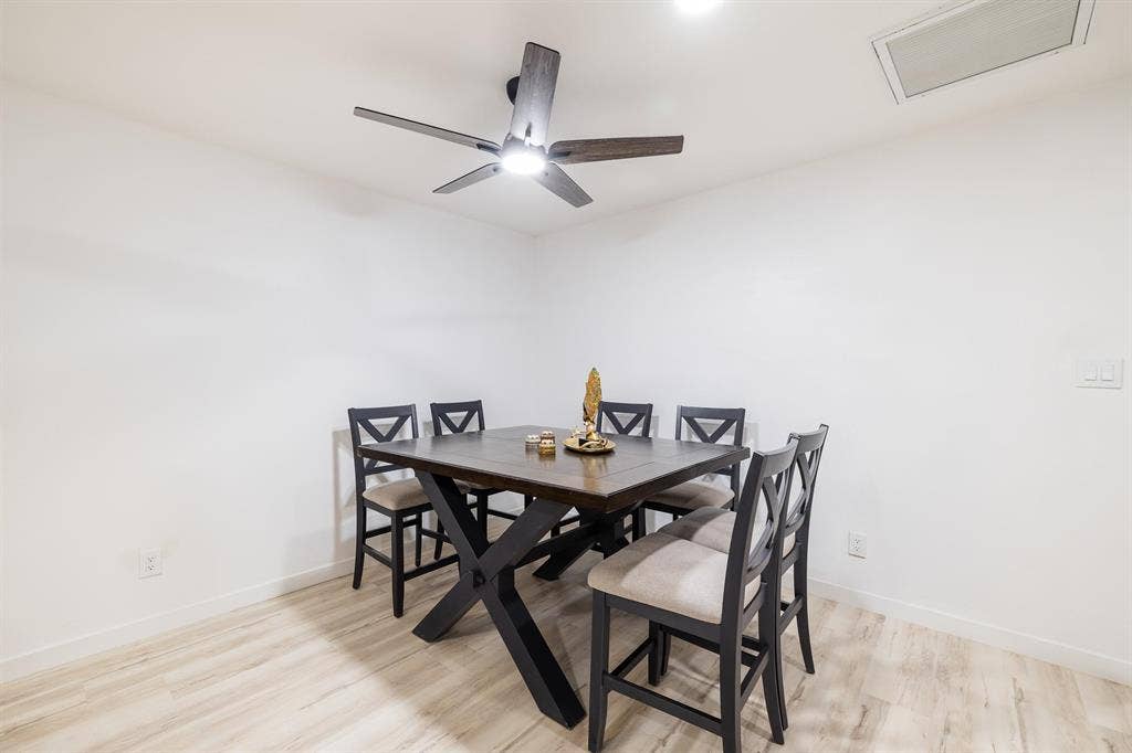 6 BR in Phoenix