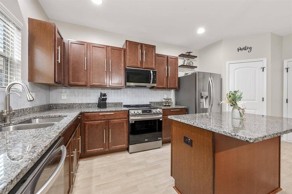 4 BR in Atlanta