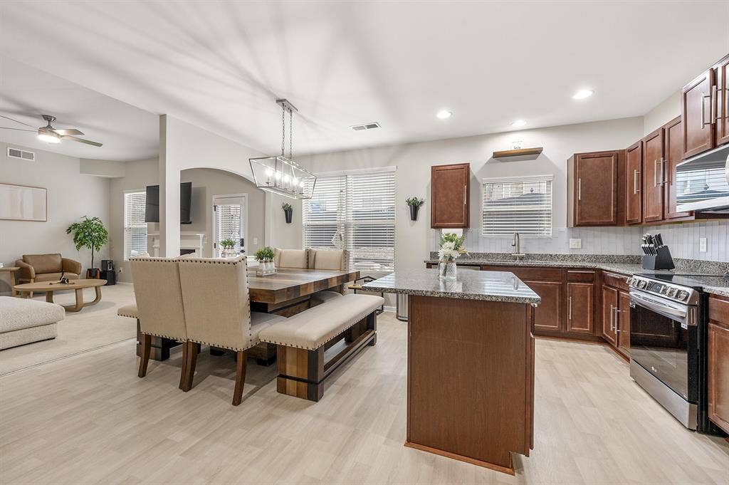 4 BR in Atlanta