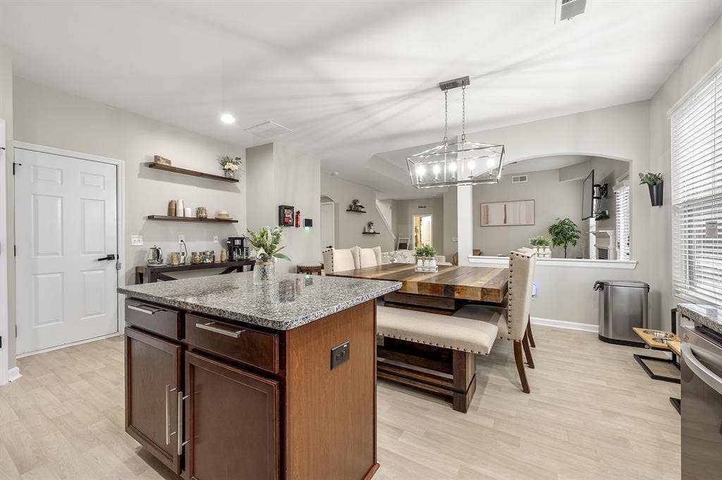 4 BR in Atlanta