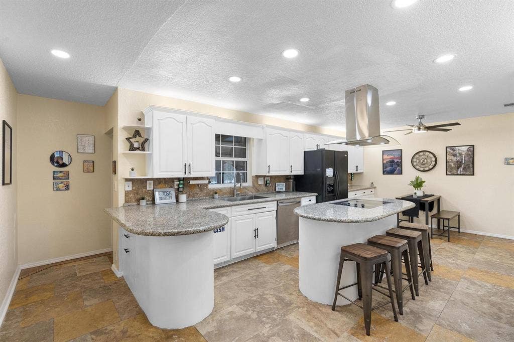 9 BR in Orlando