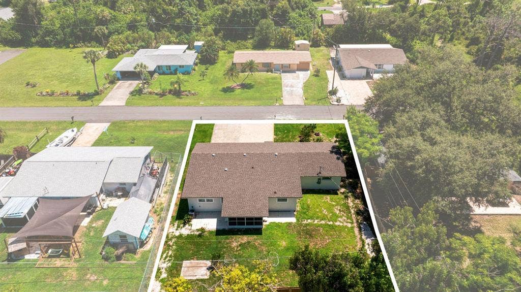 7 BR in Englewood