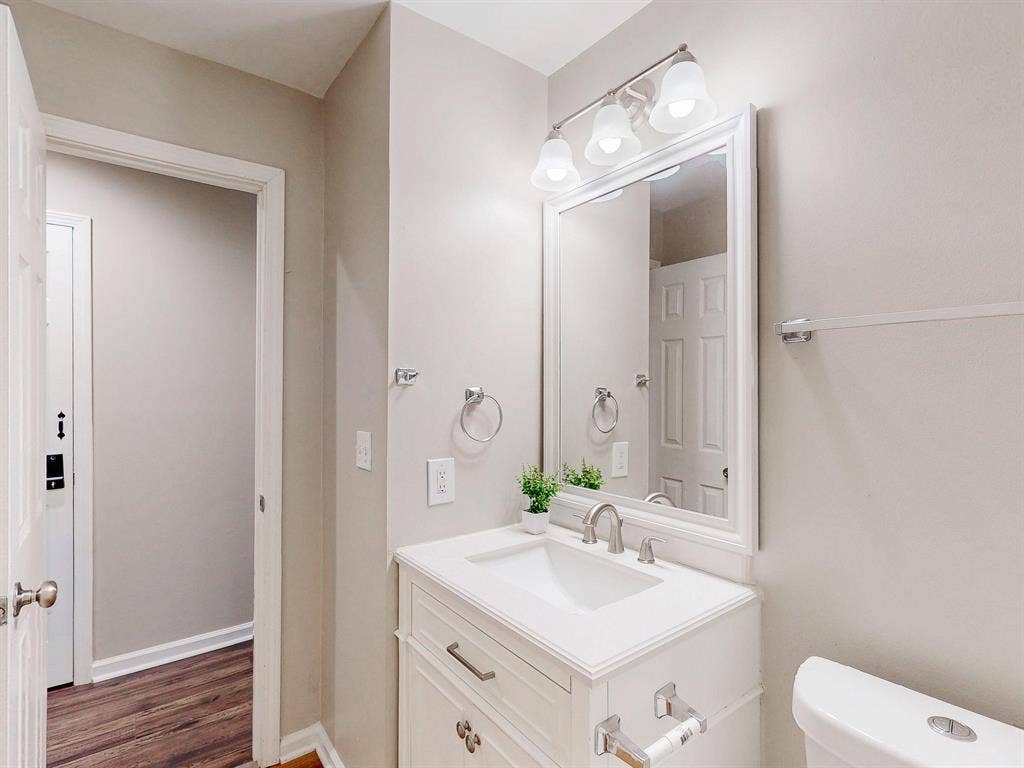 6 BR in Decatur