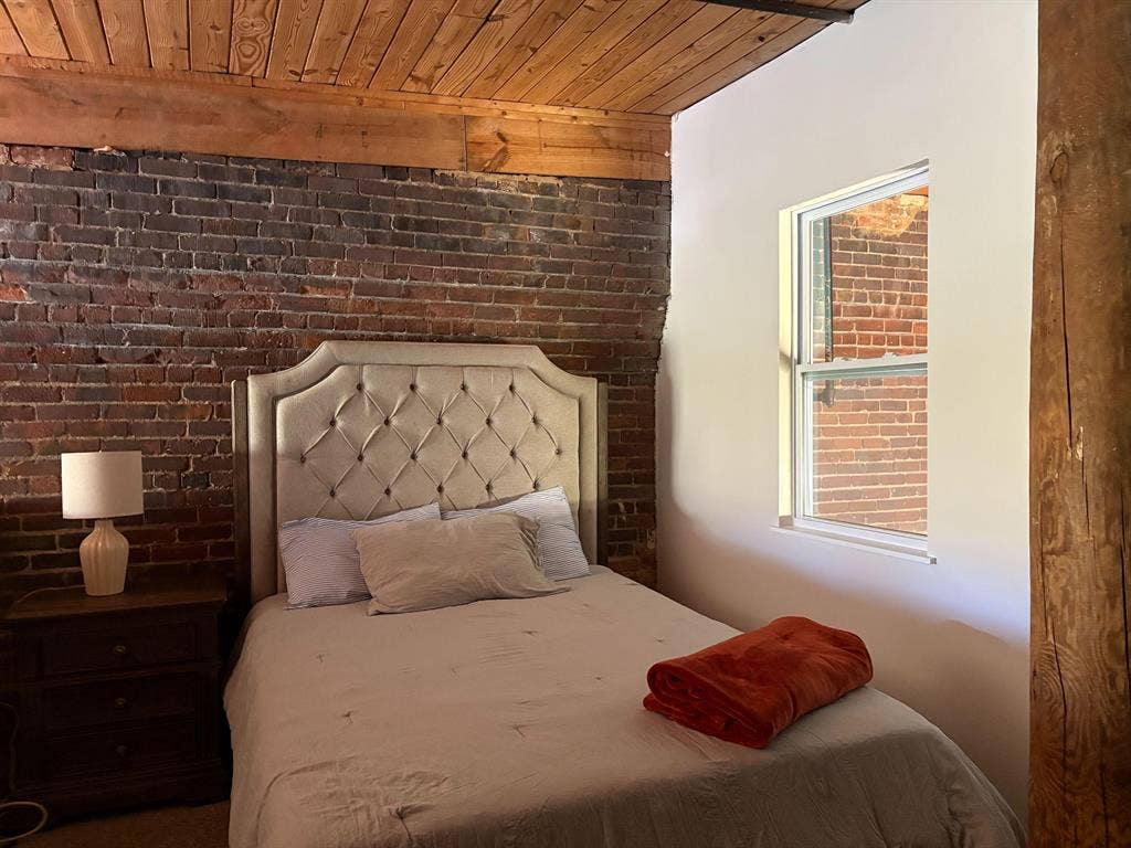 2 BR in Charlotte