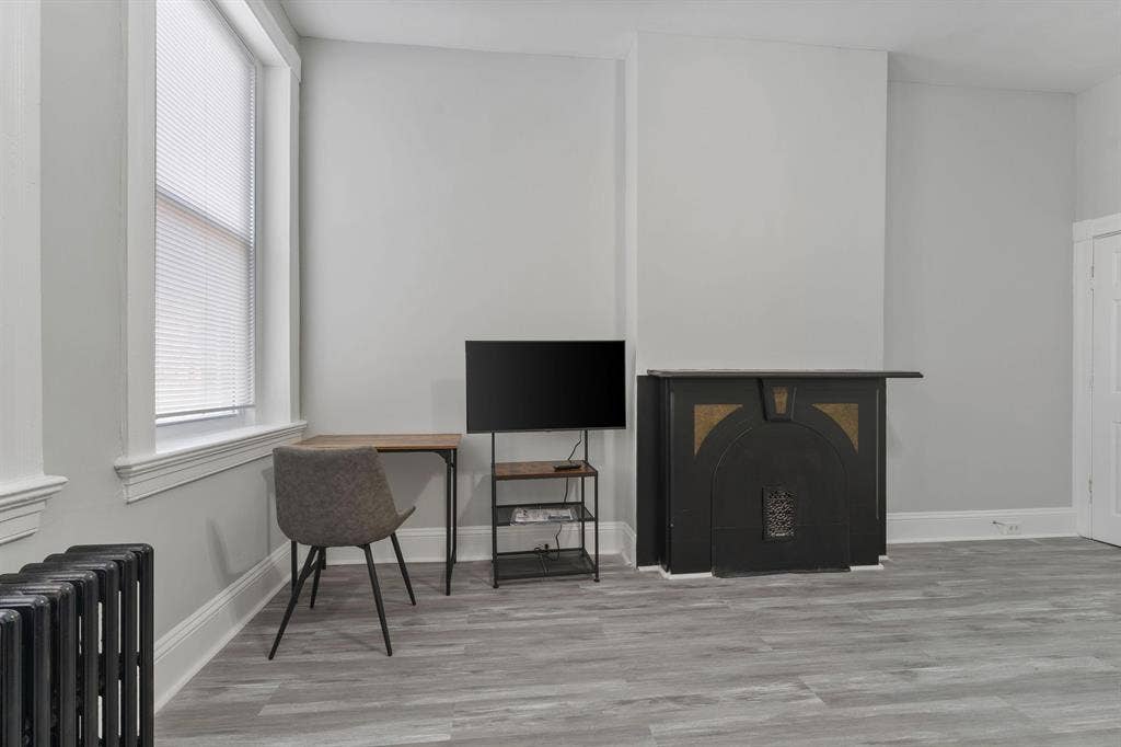6 BR in Baltimore