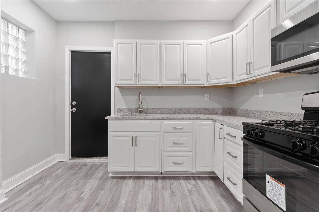6 BR in Baltimore
