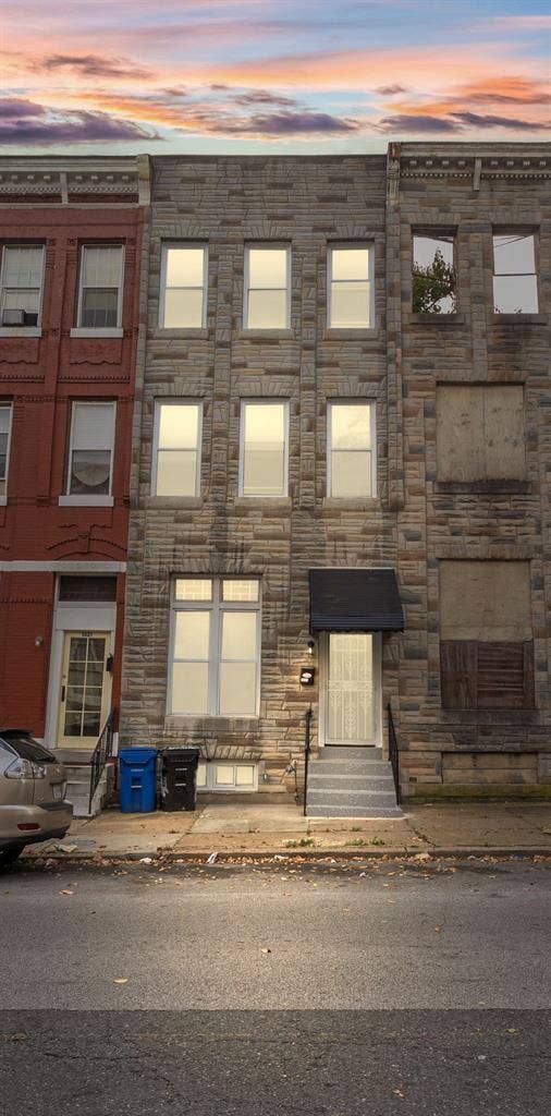 6 BR in Baltimore