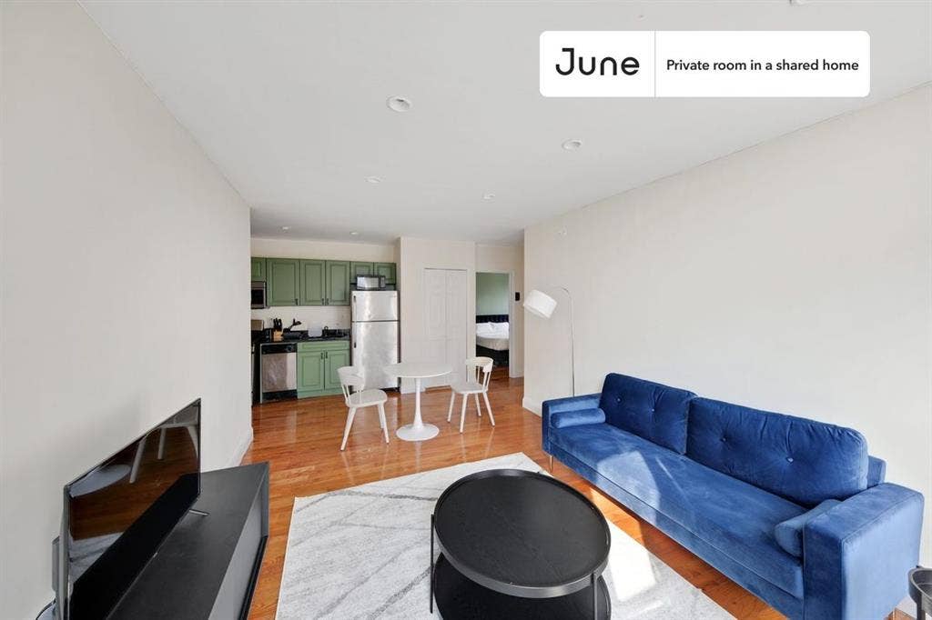 4 BR in New York City